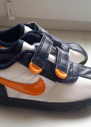 Кросівки nike