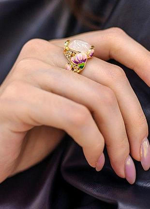 Женское кольцо / перстень с искусственными цветами и камнями oxa золотистое (16)8 фото