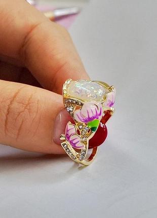 Женское кольцо / перстень с искусственными цветами и камнями oxa золотистое (16)3 фото