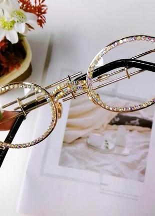 Имиджевые очки нулевки прозрачные овалы в камнях золотистые