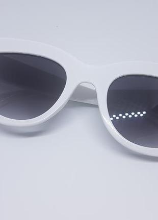 Женские солнцезащитные очки «кошачий глаз» белые1 фото