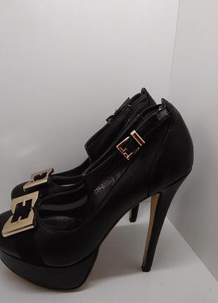 Шикарные туфли 37 р.