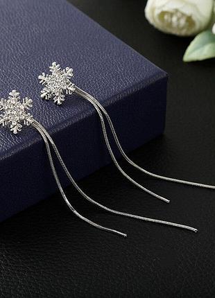Серьги женские висячие (бижутерия) снежинки с косточками oxa серебристые