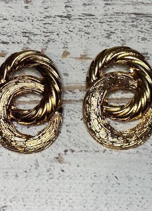 Жіночі сережки краплі oxa сережки трендові гвоздики біжутерія колір золотистий3 фото