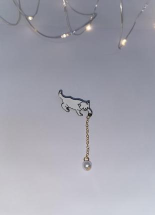 Значок котик із ланцюжком пін металевий кіт3 фото