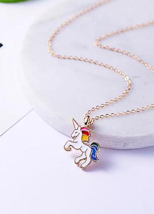 Кулон на ланцюжку різнобарвний "єдиноріг удачі"