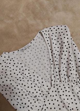 Актуальний трендовий літній легкий білий кроп топ zara топік в горошок зі спущеними плечами блуза в стилі bershka h&m4 фото