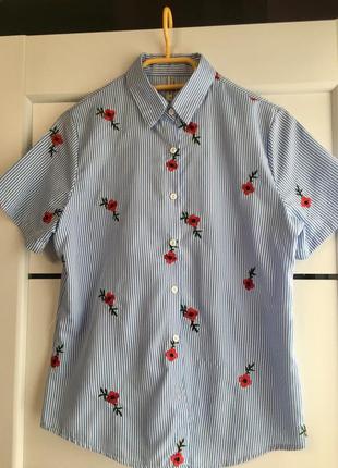 Рубашка размер s,подойдёт и на м