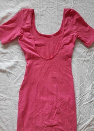 Розовое мини-платье с открытой спиной марки american apparel6 фото