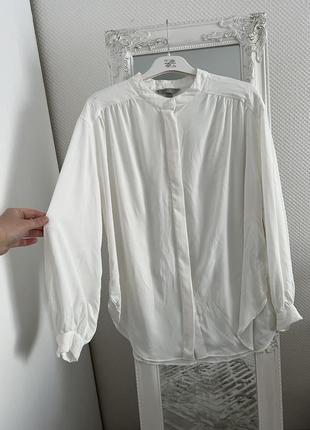 Шифоновая блуза с объемным рукавом. шифоновая рубашка воротник стойка и пышный рукав