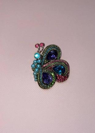Розкішна броша булавка метелик із яскравим камінням і перлами блакитного кольору вінтажна9 фото