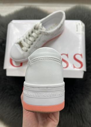 Жіночі білі кеди guess2 фото