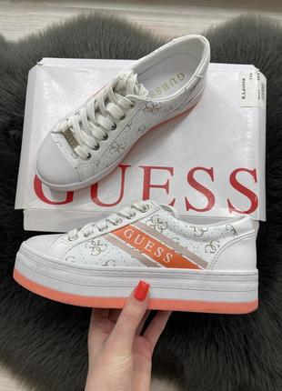 Жіночі білі кеди guess1 фото