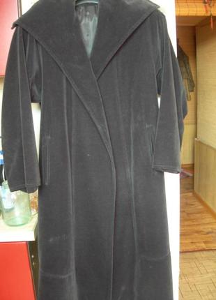 Плащ-халат з оксамиту