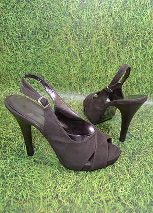 Німеччина, натуральна шкіра! елегантні комфортні босоніжки 1000 пар взуття тут!