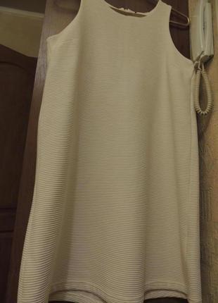 Крутой плотный сарафан-платье молочного цвета