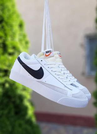 Жіночі кросівки nike blazer mid7 фото