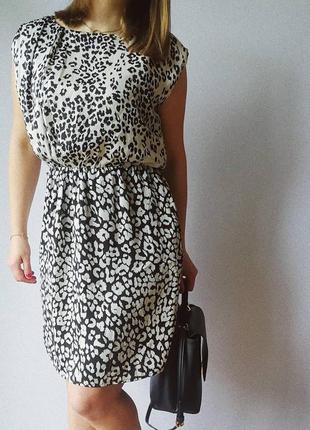 Ніжна сукня mango 2