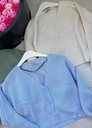 Кофта на ґудзиках , светр, кардиган укорочений3 фото