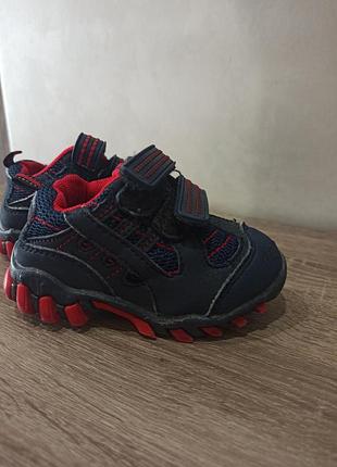 Детские кроссовки tom m