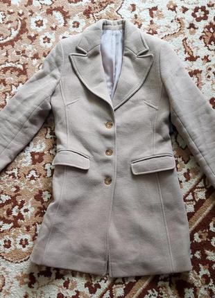 Весняне пальто