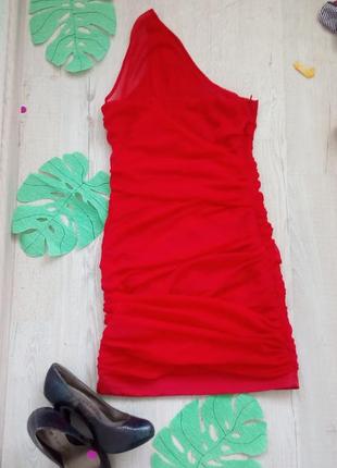 Коротке плаття на одне плече червоне c сіточкою бренд lily milan