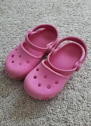 Босоножки crocs