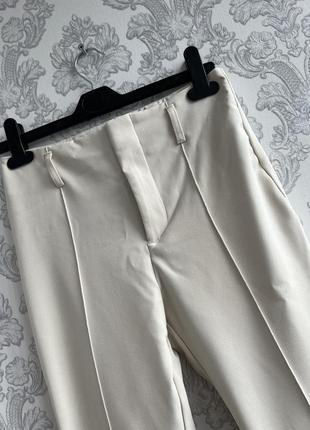 Брюки з розрізами 6