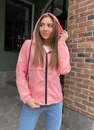 Жіноча вітрівка, багато кольорів