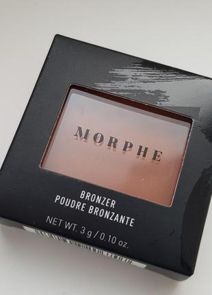 Известный бронзер от morphe в оттенке enemy