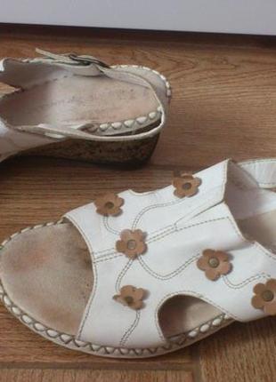 Босоножки женские кожаные белые rieker сандалии босоніжки жіночі шкіряні білі рикер р.37,5🇨🇭2 фото