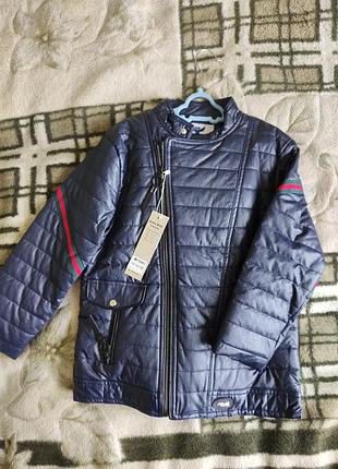 Куртка на мальчика 152р.