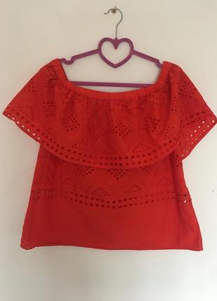 Блузка из прошвы