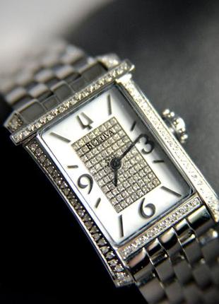 Классические женские часы с бриллиантами 166 шт bulova