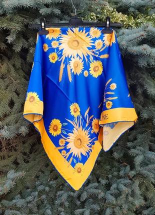 Шовкова хустка з патріотичним принтом