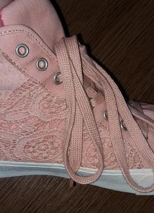 Ажурные кеды бренда zara