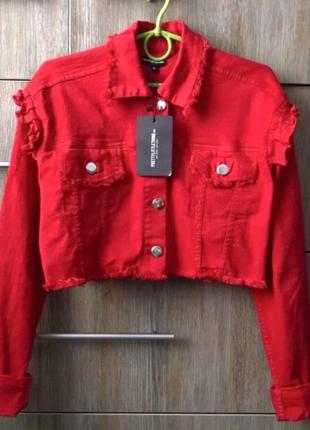 Prettylittlething нова ексклюзивна джинсова курточка