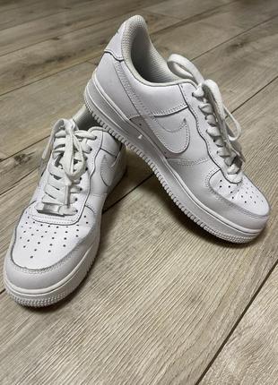 Кроссовки nike air 37р