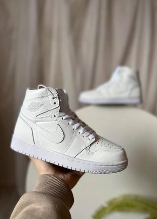 Жіночі кросівки шкіряні білі, air jordan nike натуральна шкіра5 фото