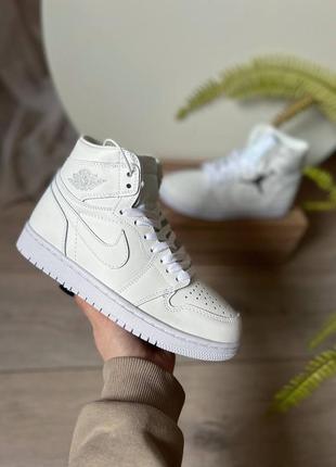 Жіночі кросівки шкіряні білі, air jordan nike натуральна шкіра7 фото