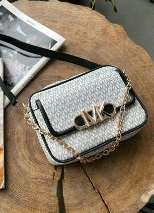 Сумка michael kors patterned logo white