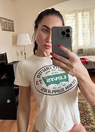 Футболка levi’s xs оригинал