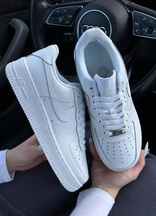 Жіночі білі шкіряні кросівки  nike air force 1 🆕 найк аір форс