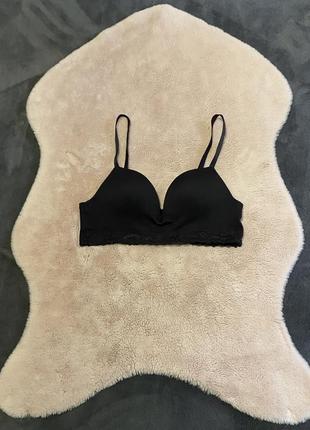 Бюстгальтер топ h&m в рубчик 80в