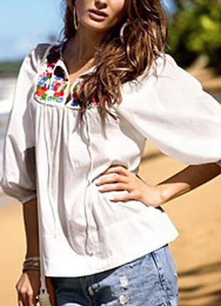 Роскошная батистовая блуза с вышивкой от the garden collection by h&m
