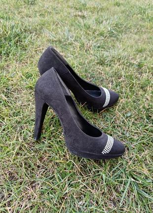 Чорні класичні туфлі3 фото