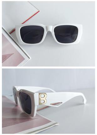 Окуляри жіночі сонцезахисні білого кольору