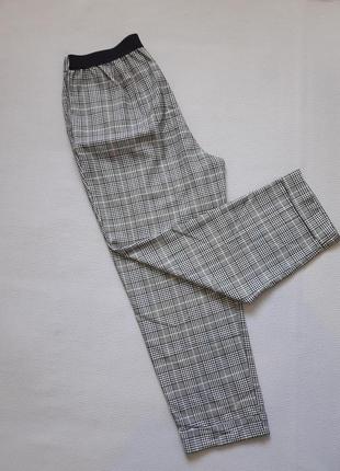 Мегаклассные укороченные стрейчевые брюки принт клетка высокая посадка zara6 фото