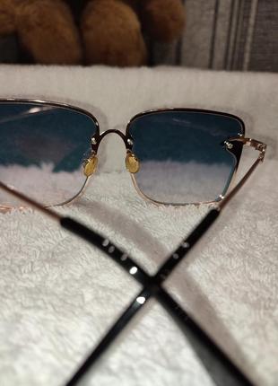 Солнцезащитные очки квадратные в металлической оправе2 фото