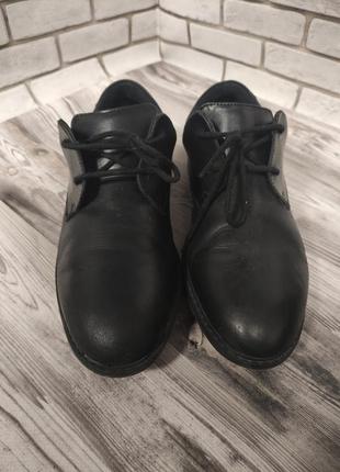 Шкіряні туфлі clarks, розмір 39,5